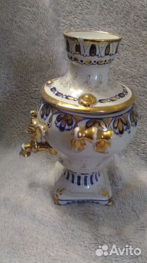 Самовар сувенирный фарфоровый. Гжель.Олимпийский