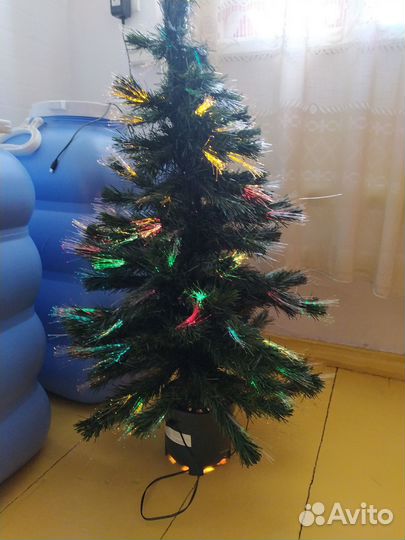 Елка искусственная