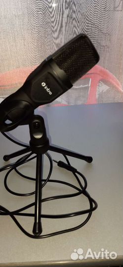 Микрофон студийный
