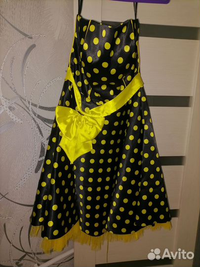 Нарядное платье