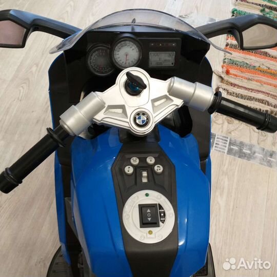 Мотоцикл BMW на аккумуляторной батарее