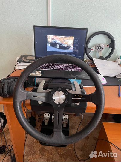 Игровой руль Logitech G25