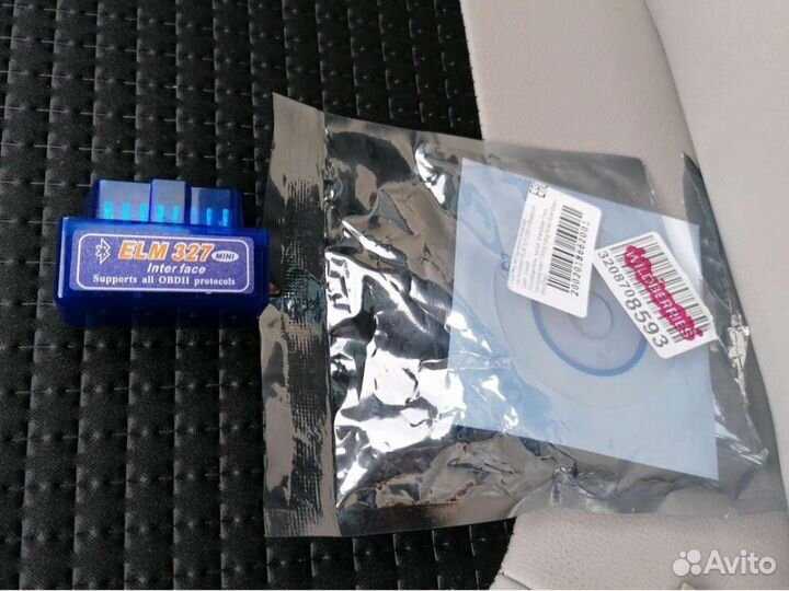 Диагностический автосканер ELM 327 1.5 pic 2 платы