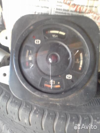 Панель приборов