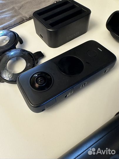 Экшн камера insta 360 one x2