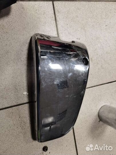 Правая крышка под сиденьем kawasaki vn 1500 vulcan