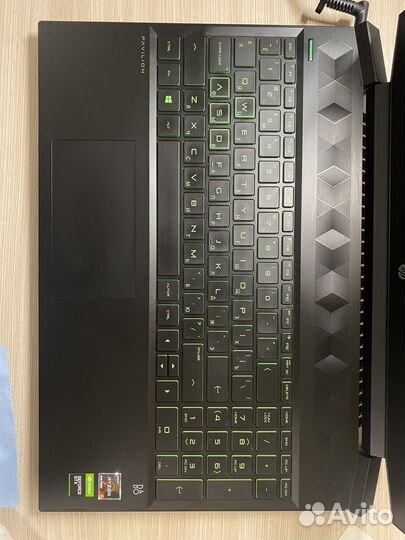 HP Pavilion Gaming 15-ec1033ur