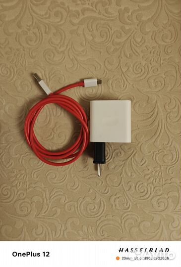 Блок зарядки с кабелем