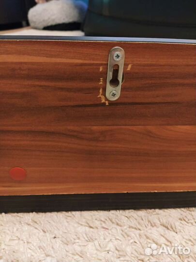 Полка настенная навесная деревянная