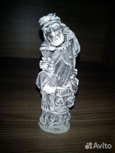 Фигурки из мраморной крошки