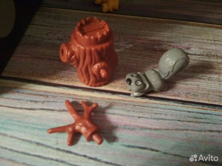 Серия Киндер Сюрприз Старое дерево