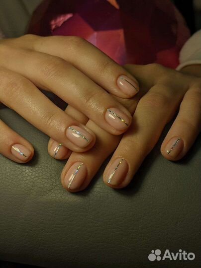Маникюр / наращивание ногтей / педикюр
