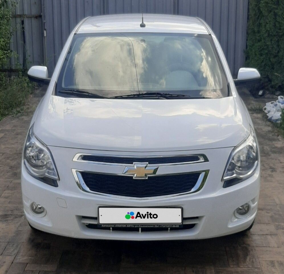Chevrolet Cobalt: фото владельца