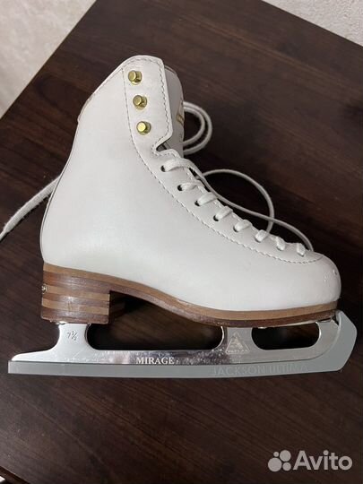 Фигурные коньки Jackson Elle стелька 19 см