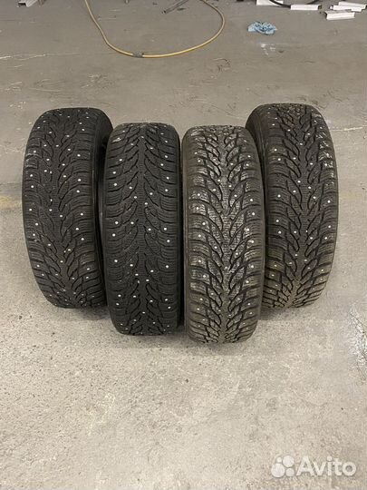 Nokian Tyres Hakkapeliitta 9 SUV 215/65 R17 103T