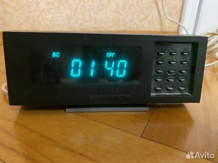 Часы Электроника 7-21-03