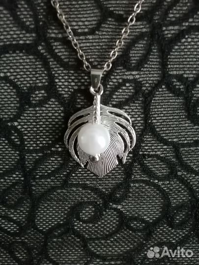 Колье, серьги, браслеты