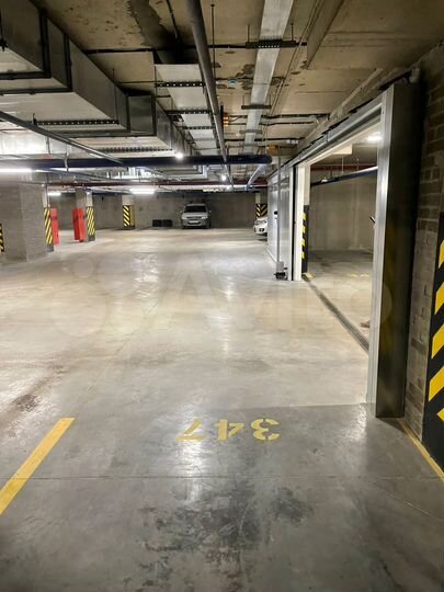 Машиноместо, 14 м²