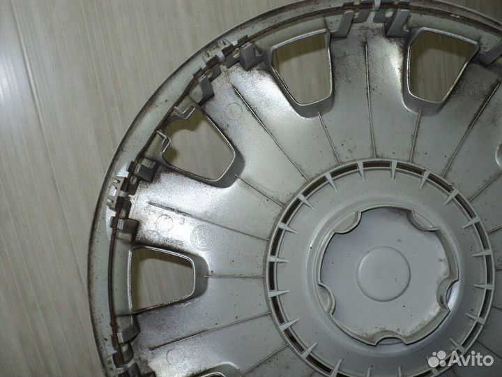 Оригинальный колпак