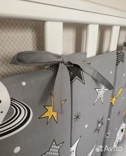 Бортики на детскую кроватку