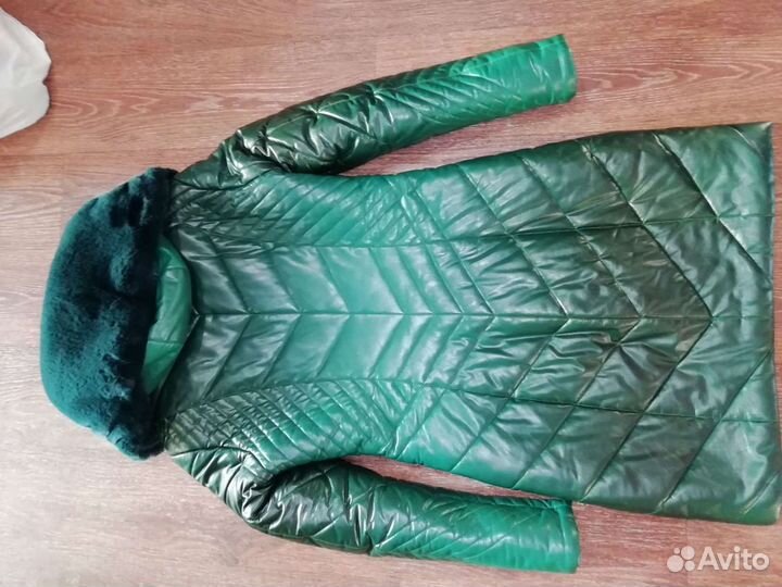 Зимнее пальто из экокожи