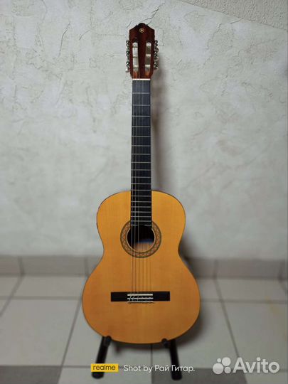 Классическая гитара yamaha c40