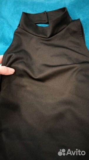 Пакет вещей черного цвета на девушку отправлено