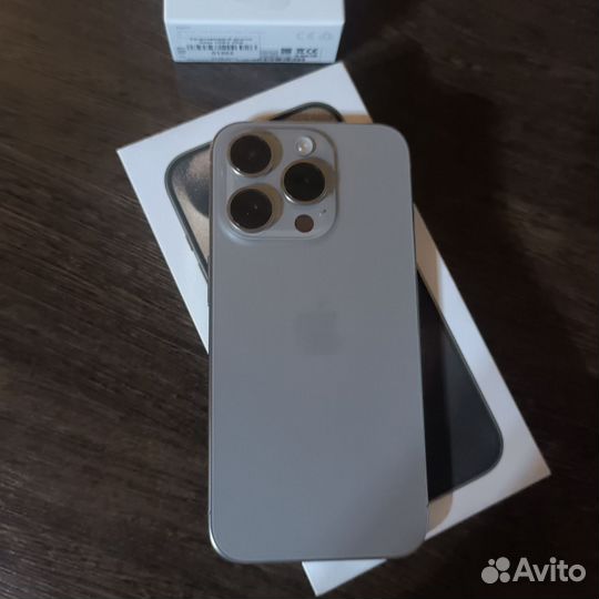 iPhone 15 Pro, 256 ГБ