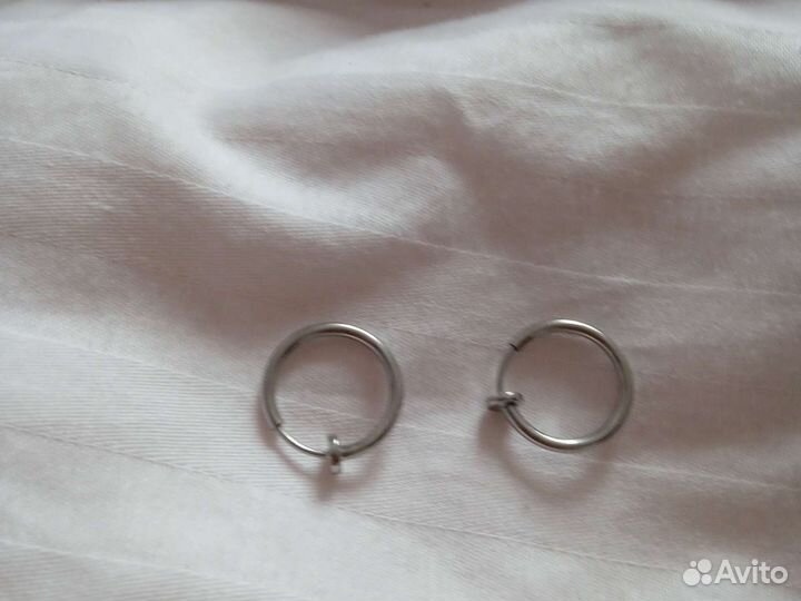 Ненастоящий пирсинг