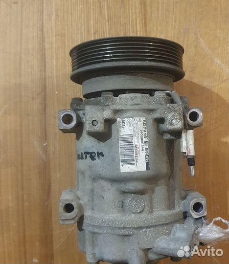 Компрессор кондиционера Renault Duster