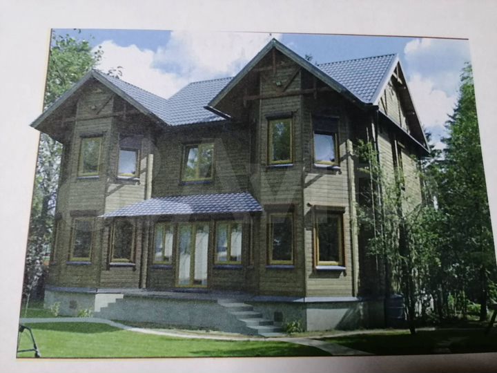 Дом 289 м² на участке 1,15 га