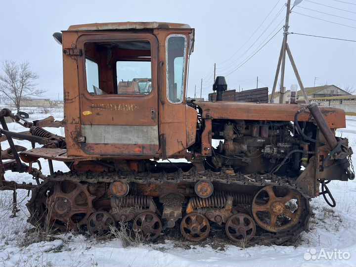 Трактор ВгТЗ ДТ-75, 1990