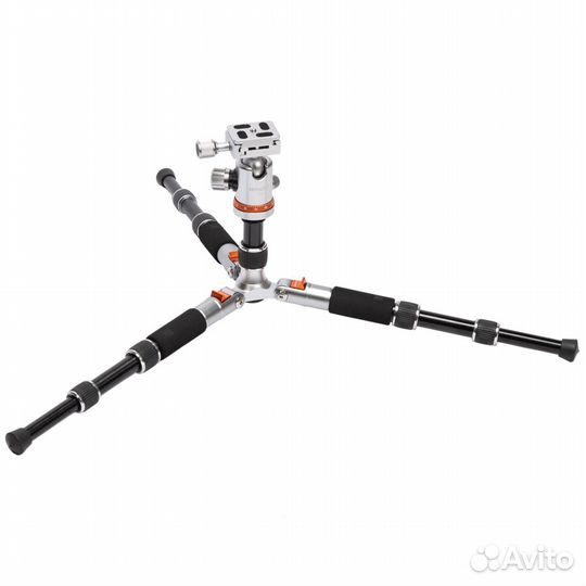 Штатив triopo 111