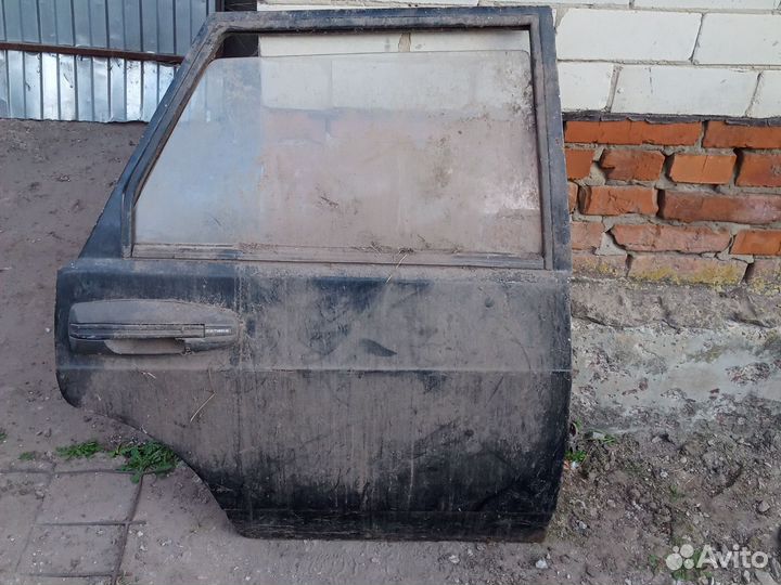Дверь ваз 2199