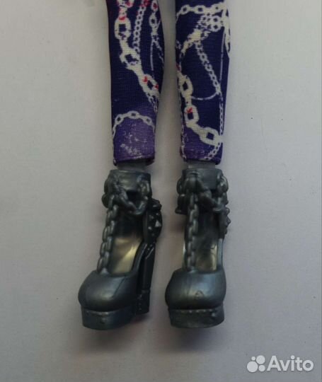 Кукла Monster High Спектра Вондергейст