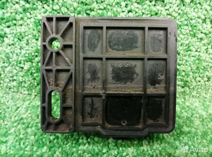 Реле омывателя фар Hyundai Sonata 2001-2012 2004 9