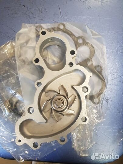 Насос водяной (помпа) toyota camry SV20 (1986-1991