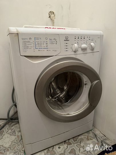 Стиральная машина indesit