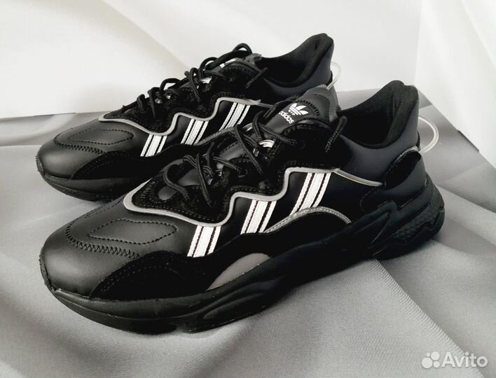 Кроссовки мужские Adidas Ozweego