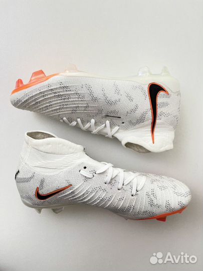 Бутсы Nike Phantom Luna Elite NU FG