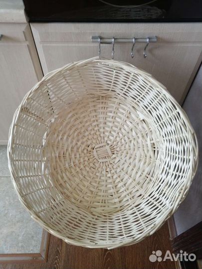 Корзина плетеная