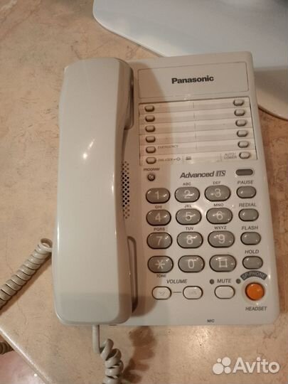 Стационарный телефон panasonic