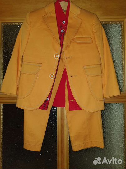 Костюм + рубашка для мальчика 98