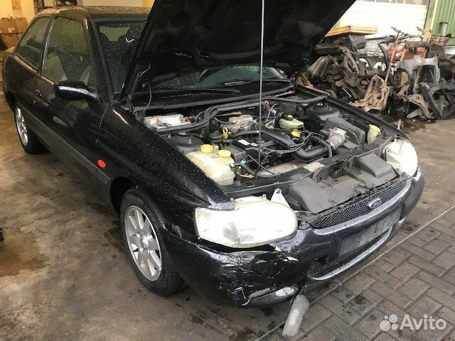 Разбор на запчасти Ford Escort
