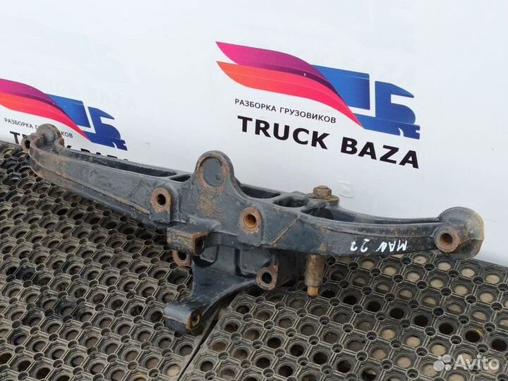 Кронштейн пневморессоры левый