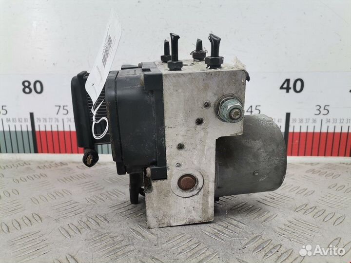 Блок ABS для Volkswagen Passat 5 8E0614111