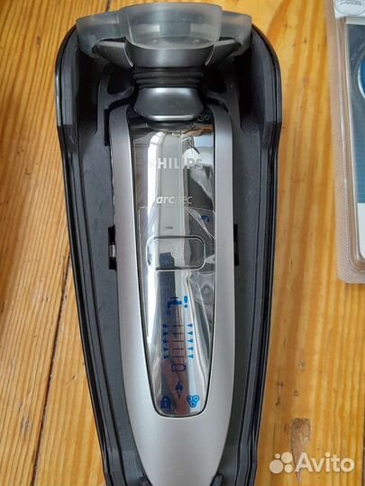 Бритва электрическая philips