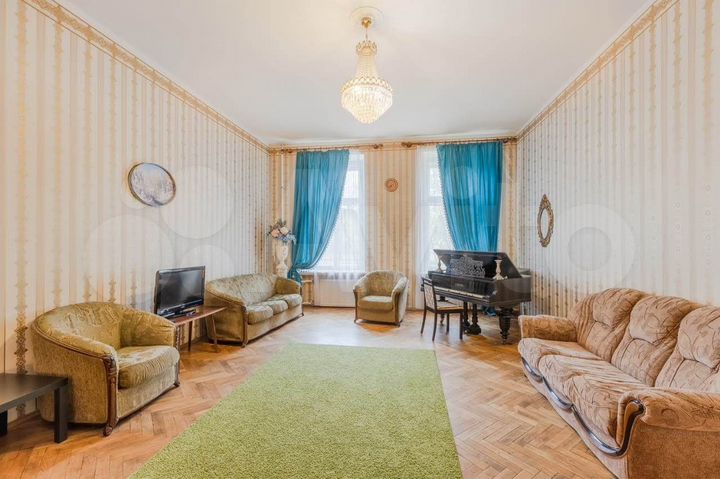 3-к. квартира, 153 м², 1/4 эт.