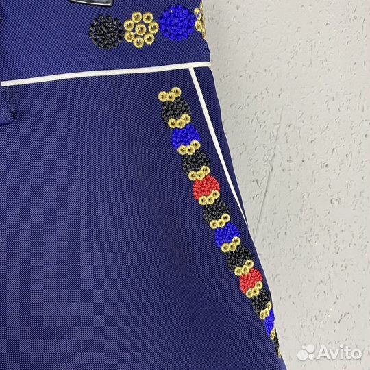 Размер L Шорты Valentino