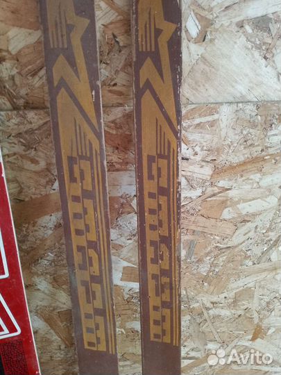 Беговые лыжи